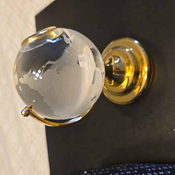 Lazer Etched Globe Desk Clock - Picture 2 of 4